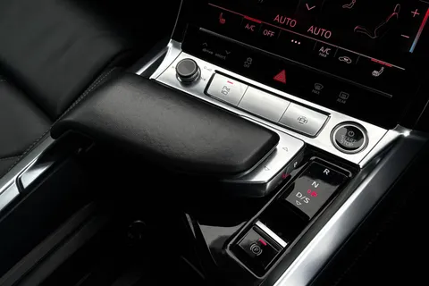 20 of 65 for Audi e-tron 50 Black Edition Sportback Auto quattro 5dr 71.2kWh (11kW Charger)