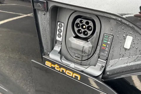 29 of 65 for Audi e-tron 50 Black Edition Sportback Auto quattro 5dr 71.2kWh (11kW Charger)