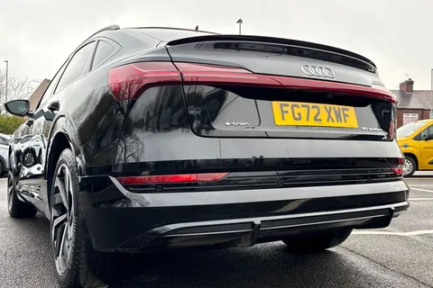 33 of 65 for Audi e-tron 50 Black Edition Sportback Auto quattro 5dr 71.2kWh (11kW Charger)