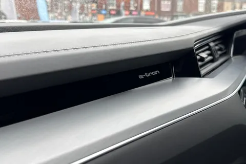 43 of 65 for Audi e-tron 50 Black Edition Sportback Auto quattro 5dr 71.2kWh (11kW Charger)