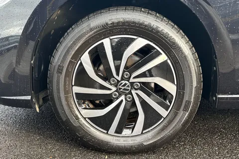 GK24AWU Volkswagen Polo 1.0 TSI Life 5dr DSG Thumbnail #14