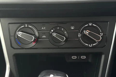 GK24AWU Volkswagen Polo 1.0 TSI Life 5dr DSG Thumbnail #23