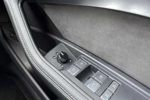 25 of 53 for Audi e-tron 55 S line Sportback Auto quattro 5dr 95kWh (11kW Charger)