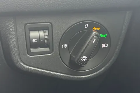 GK24AWU Volkswagen Polo 1.0 TSI Life 5dr DSG Thumbnail #32