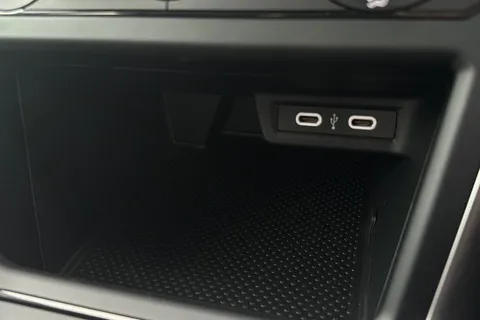 GK24AWU Volkswagen Polo 1.0 TSI Life 5dr DSG Thumbnail #33