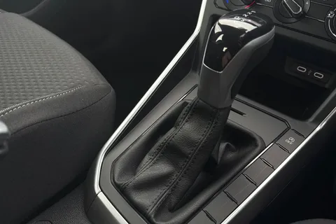 GK24AWU Volkswagen Polo 1.0 TSI Life 5dr DSG Thumbnail #34