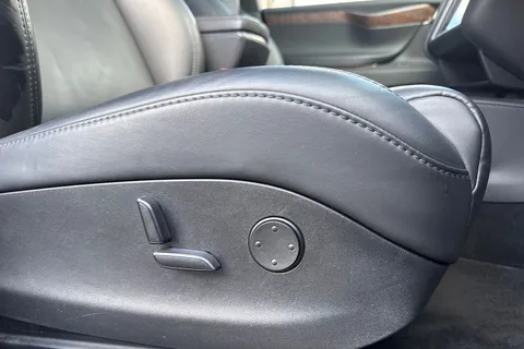 42 of 61 for TESLA MODEL X Long Range AWD 5dr Auto