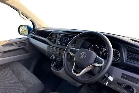 CX74LDJ Volkswagen Transporter 2.0 TDI 150 Highline Kombi Van Thumbnail #15