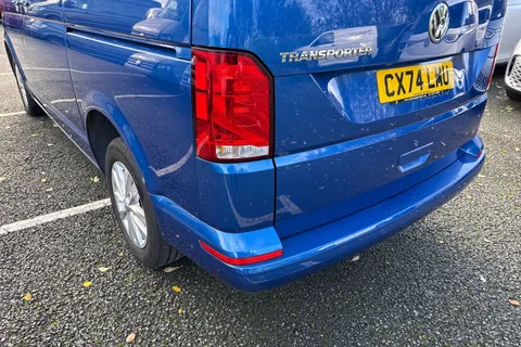 CX74LMU Volkswagen Transporter 2.0 TDI 150 Highline Kombi Van DSG Thumbnail #9