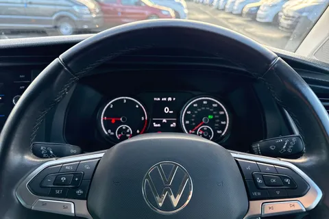 CX74LMU Volkswagen Transporter 2.0 TDI 150 Highline Kombi Van DSG Thumbnail #30