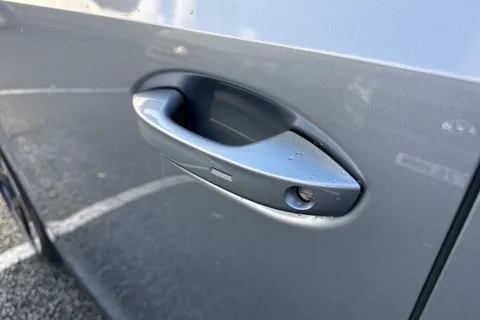 CX75KFZ Volkswagen ID. Buzz Pro 86kWh Style MPV 5dr Electric Auto (LWB, 7Seat) (286 ps) Thumbnail #27