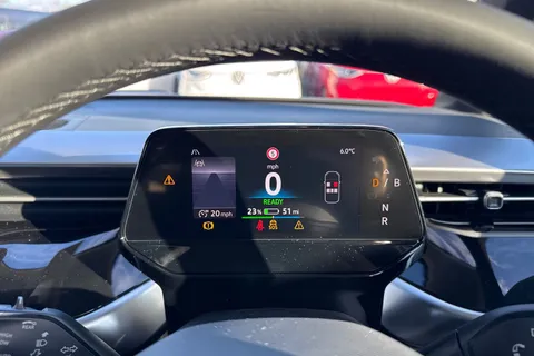 CX75JZT Volkswagen ID. Buzz Pro 79kWh Life MPV 5dr Electric Auto (SWB, 5Seat) (286 ps) Thumbnail #32