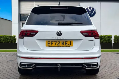 EF72KEJ Volkswagen Tiguan 2.0 TDI 4Motion R-Line 5dr DSG Thumbnail #5