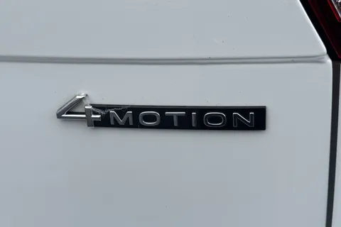 EF72KEJ Volkswagen Tiguan 2.0 TDI 4Motion R-Line 5dr DSG Thumbnail #28