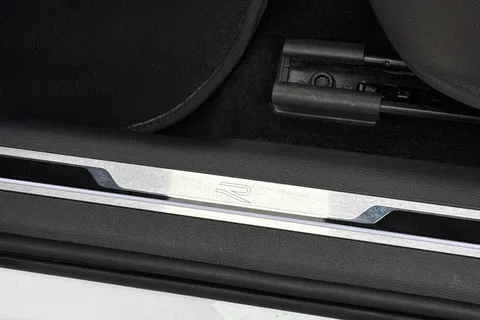 EF72KEJ Volkswagen Tiguan 2.0 TDI 4Motion R-Line 5dr DSG Thumbnail #37