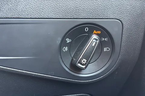 EF72KEJ Volkswagen Tiguan 2.0 TDI 4Motion R-Line 5dr DSG Thumbnail #41