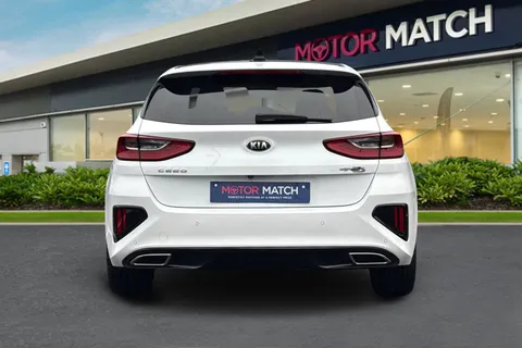 LC70OLG Kia Ceed 1.4 T-GDi GT-Line S DCT Euro 6 (s/s) 5dr Thumbnail #5
