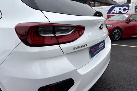 LC70OLG Kia Ceed 1.4 T-GDi GT-Line S DCT Euro 6 (s/s) 5dr Thumbnail #17