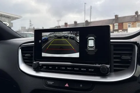 LC70OLG Kia Ceed 1.4 T-GDi GT-Line S DCT Euro 6 (s/s) 5dr Thumbnail #36