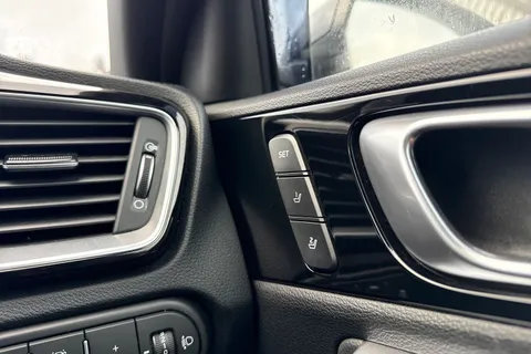 LC70OLG Kia Ceed 1.4 T-GDi GT-Line S DCT Euro 6 (s/s) 5dr Thumbnail #40