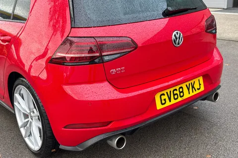 8 of 64 for Volkswagen Golf 2.0 TSI GTI Performance Euro 6 (s/s) 5dr