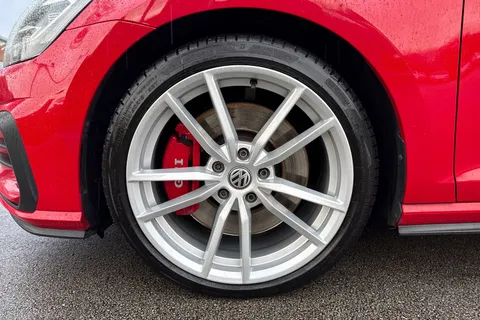 11 of 64 for Volkswagen Golf 2.0 TSI GTI Performance Euro 6 (s/s) 5dr