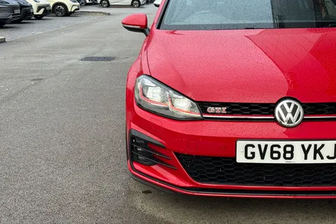 25 of 64 for Volkswagen Golf 2.0 TSI GTI Performance Euro 6 (s/s) 5dr