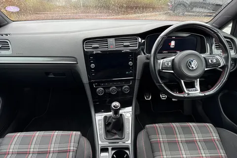 39 of 64 for Volkswagen Golf 2.0 TSI GTI Performance Euro 6 (s/s) 5dr