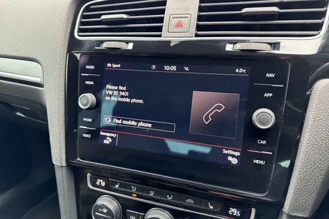 46 of 64 for Volkswagen Golf 2.0 TSI GTI Performance Euro 6 (s/s) 5dr