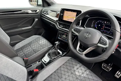 14 of 63 for Volkswagen T-Roc 1.5 TSI R-Line 5dr DSG ⭐Panoramic sunroof, 18' Nevada diamond turned alloy⭐