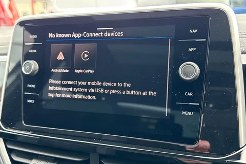 53 of 63 for Volkswagen T-Roc 1.5 TSI R-Line 5dr DSG ⭐Panoramic sunroof, 18' Nevada diamond turned alloy⭐