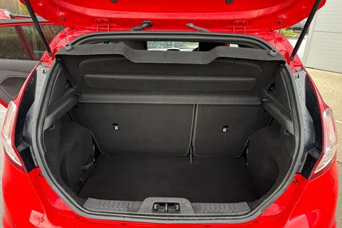 10 of 62 for Ford Fiesta 1.0T EcoBoost ST-Line Euro 6 (s/s) 5dr