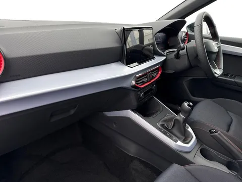  SEAT Arona 1.0 TSI FR Euro 6 (s/s) 5dr Thumbnail #9