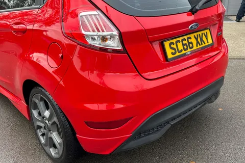 16 of 62 for Ford Fiesta 1.0T EcoBoost ST-Line Euro 6 (s/s) 5dr