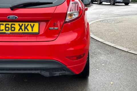 28 of 62 for Ford Fiesta 1.0T EcoBoost ST-Line Euro 6 (s/s) 5dr
