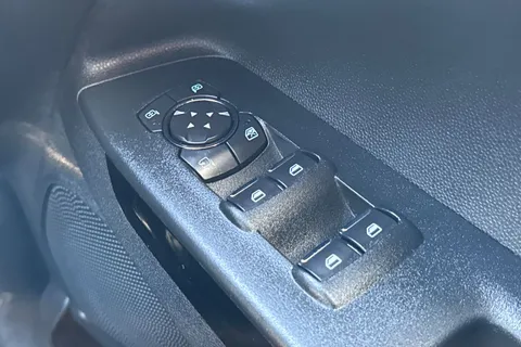 33 of 43 for Ford Ecosport 1.0T EcoBoost ST-Line Euro 6 (s/s) 5dr