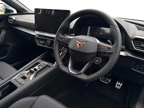  CUPRA Leon 1.5 eTSI Shadow Edition DSG Euro 6 (s/s) 5dr Thumbnail #8