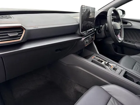 CUPRA Leon 1.5 eTSI Shadow Edition DSG Euro 6 (s/s) 5dr Thumbnail #9