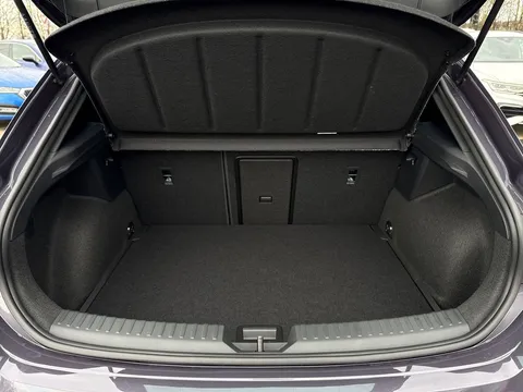  CUPRA Leon 1.5 eTSI Shadow Edition DSG Euro 6 (s/s) 5dr Thumbnail #10