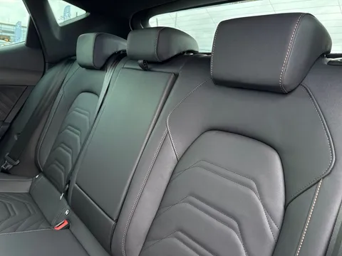  CUPRA Leon 1.5 eTSI Shadow Edition DSG Euro 6 (s/s) 5dr Thumbnail #14