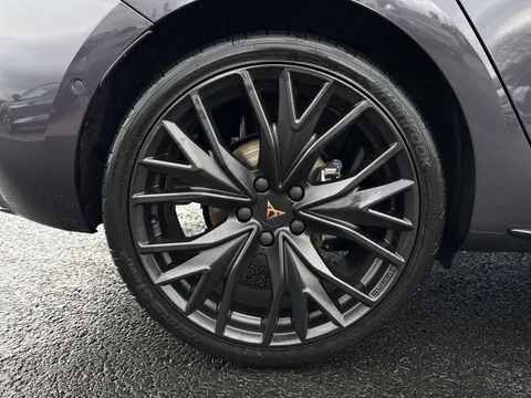  CUPRA Leon 1.5 eTSI Shadow Edition DSG Euro 6 (s/s) 5dr Thumbnail #22