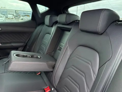  CUPRA Leon 1.5 eTSI Shadow Edition DSG Euro 6 (s/s) 5dr Thumbnail #31