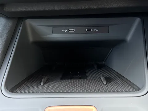  CUPRA Leon 1.5 eTSI Shadow Edition DSG Euro 6 (s/s) 5dr Thumbnail #34