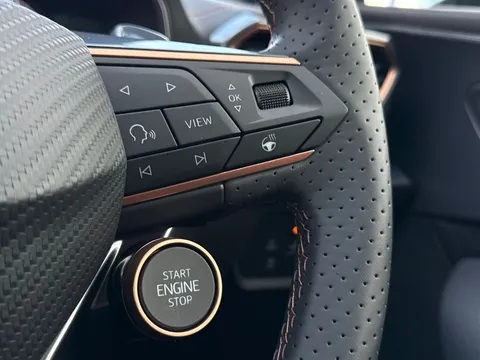  CUPRA Leon 1.5 eTSI Shadow Edition DSG Euro 6 (s/s) 5dr Thumbnail #37