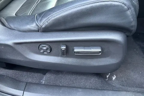 40 of 66 for Honda CR-V 2.0 h i-MMD EX eCVT 4WD Euro 6 (s/s) 5dr