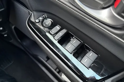 47 of 66 for Honda CR-V 2.0 h i-MMD EX eCVT 4WD Euro 6 (s/s) 5dr