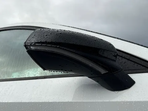  SEAT Leon 1.5 eTSI MHEV FR Black Edition DSG Euro 6 (s/s) 5dr Thumbnail #27