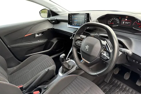 MF20FYA PEUGEOT 208 1.2 PureTech Active Euro 6 (s/s) 5dr Thumbnail #15