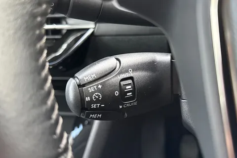 MF20FYA PEUGEOT 208 1.2 PureTech Active Euro 6 (s/s) 5dr Thumbnail #39