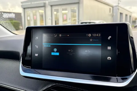 MF20FYA PEUGEOT 208 1.2 PureTech Active Euro 6 (s/s) 5dr Thumbnail #48